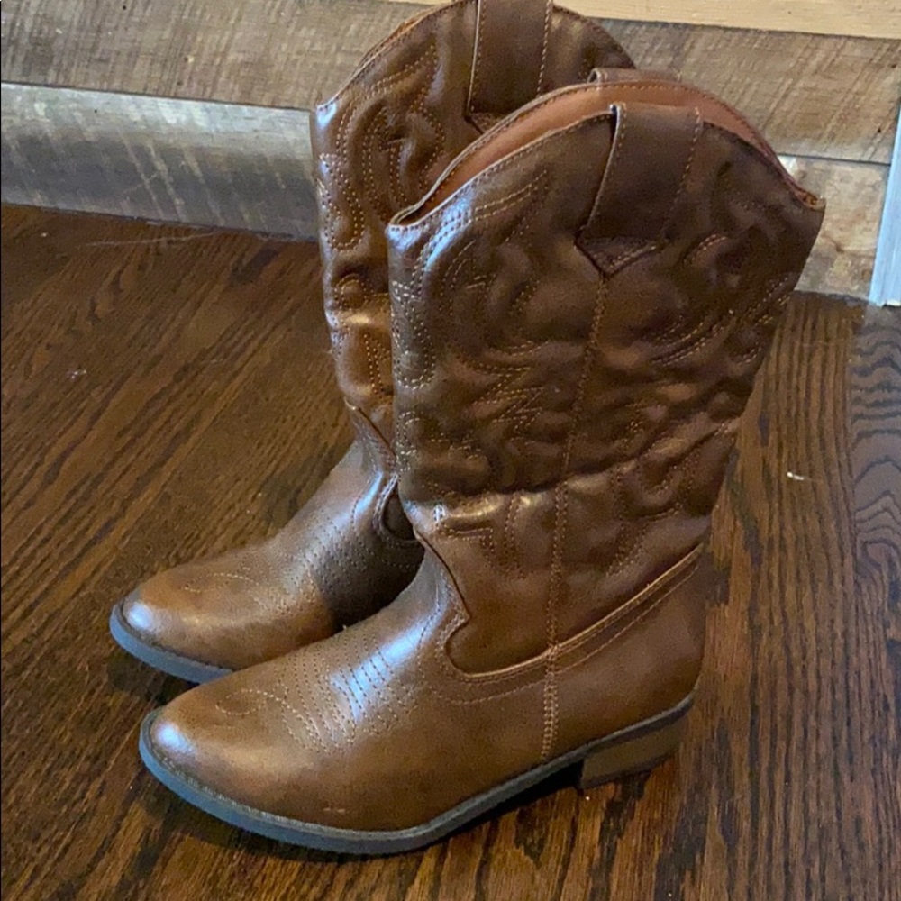Girls cowboy boots